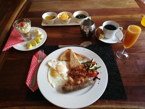 Comida y bebida, Kamelruhe Guest House & Camping in Gochas Comida y bebida, Kamelruhe Guest House & Camping in Gochas