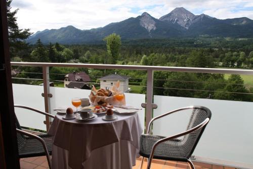شرفة/ تراس, Vitalhotel Sonnblick in Faak Am See شرفة/ تراس, Vitalhotel Sonnblick in Faak Am See
