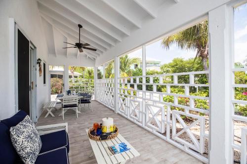 Balcony/terrace, Ports of Call Resort in Providenciales Balcony/terrace, Ports of Call Resort in Providenciales
