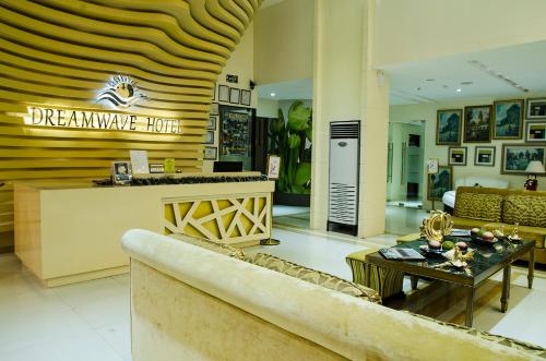 ドリームウェーブ ホテル イラガン (Dreamwave Hotel Ilagan) in イラガン ドリームウェーブ ホテル イラガン (Dreamwave Hotel Ilagan) in イラガン
