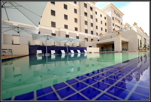 Swimming pool, Peermont Metcourt at Emperors Palace Johannesburg in Greater OR Tambo Swimming pool, Peermont Metcourt at Emperors Palace Johannesburg in Greater OR Tambo