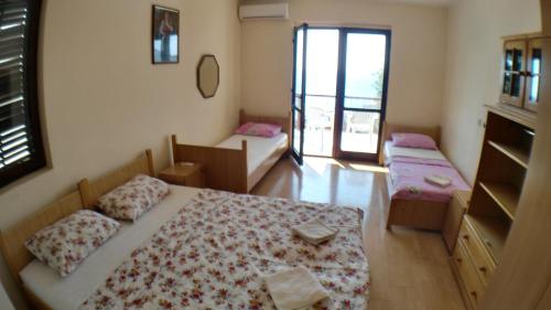 Guesthouse Obala in Sutomore Guesthouse Obala in Sutomore