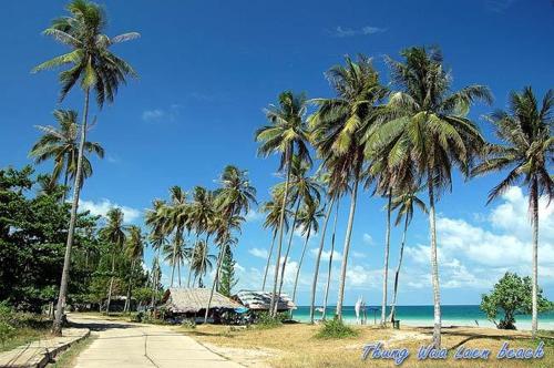 Albatross Guesthouse @ Thungwualaen Beach in Pathio Albatross Guesthouse @ Thungwualaen Beach in Pathio