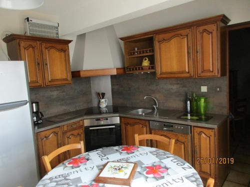 Cocina, GRAND GITE RURAL in Gages Cocina, GRAND GITE RURAL in Gages