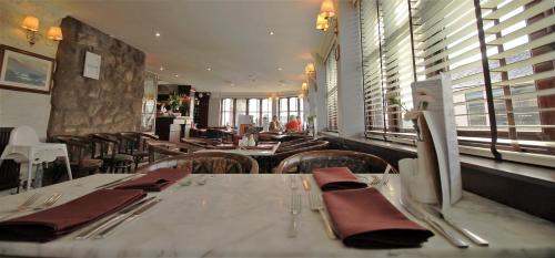 Fairway Hotel in Bathgate Fairway Hotel in Bathgate