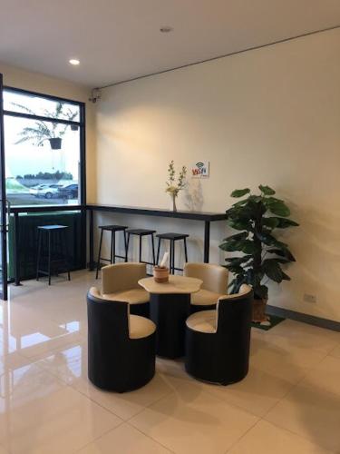 This photo about Lew Residence shared on HyHotel.com