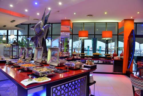Food and beverages, BON Hotel Waterfront Richards Bay in Kwazulu Natal Food and beverages, BON Hotel Waterfront Richards Bay in Kwazulu Natal