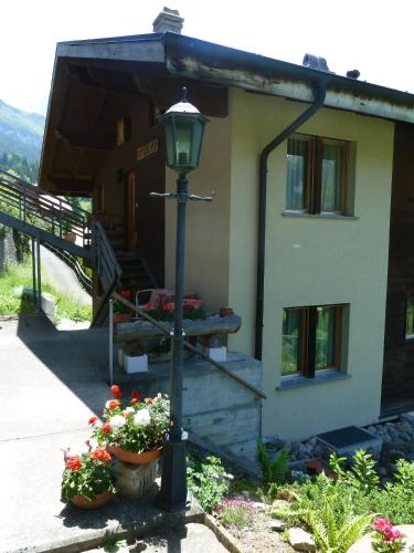 Entrance, Chalet Gerbera in Wengen Entrance, Chalet Gerbera in Wengen