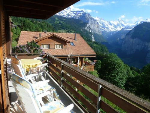 Balcony/terrace, Chalet Gerbera in Wengen Balcony/terrace, Chalet Gerbera in Wengen