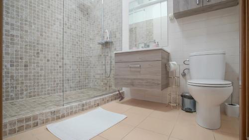 This photo about CN2i Luxury Accommodation/Simion Barnutiu shared on HyHotel.com