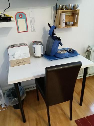 This photo about Les Chambres d'a Cote shared on HyHotel.com