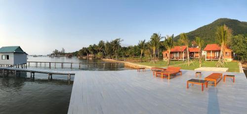 Lotus Home in Ham Ninh Lotus Home in Ham Ninh