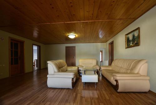 Pensiunea Lu' Movila in Durau Pensiunea Lu' Movila in Durau