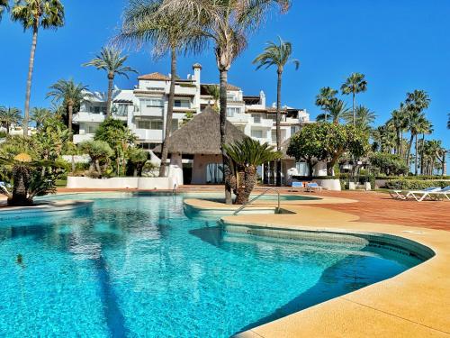 Piscina, Alcazaba Beach Apartment 3302 in Alcazaba Beach Piscina, Alcazaba Beach Apartment 3302 in Alcazaba Beach