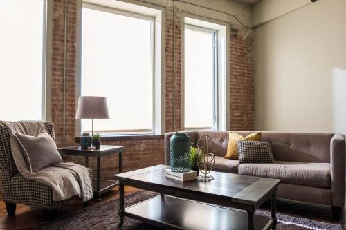 Hôtel Apts in Downtown walk to Convention Ctr by Frontdesk