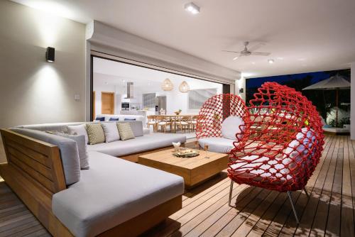 Úszómedence, Luxurious Villa - Beach 1039m, Golf & Malls 4mn in Beau Camp Úszómedence, Luxurious Villa - Beach 1039m, Golf & Malls 4mn in Beau Camp