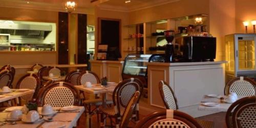 This photo about Cape Royale | WHosting shared on HyHotel.com