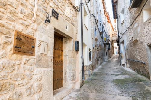 Pintu masuk, Casa rural Rosa in La Fresneda (Aragon) Pintu masuk, Casa rural Rosa in La Fresneda (Aragon)