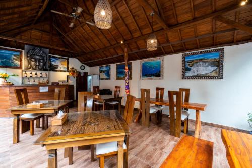 Food and beverages, Radiance Sunset Villas Lembongan in Nusa Lembongan Food and beverages, Radiance Sunset Villas Lembongan in Nusa Lembongan