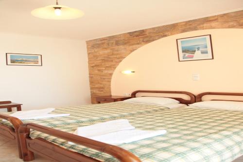 Polemis Studios & Apartments in Naxos Island Polemis Studios & Apartments in Naxos Island