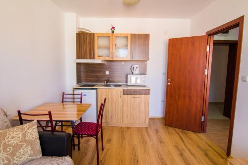 This photo about Apartments in Victorio 3 Complex shared on HyHotel.com