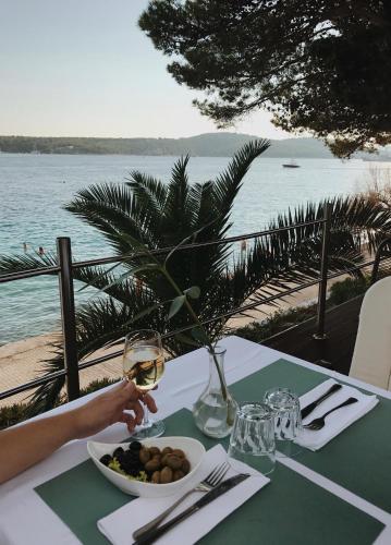 Eten en drinken, Illyrian Resort in Brac Island Eten en drinken, Illyrian Resort in Brac Island