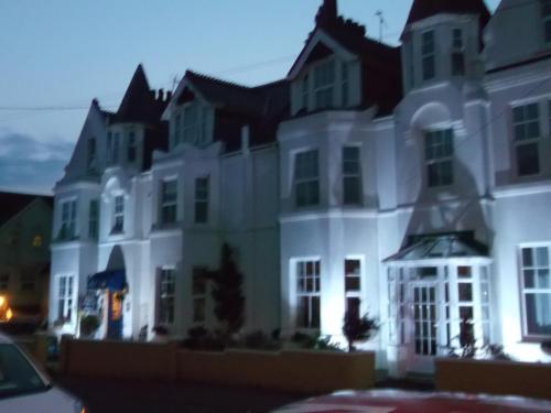 This photo about park lodge guest house shared on HyHotel.com