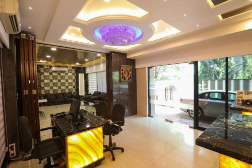 Jyoti Dwelling Hotel in Andheri East Jyoti Dwelling Hotel in Andheri East
