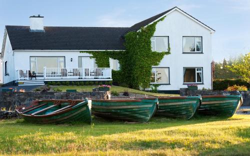 Entree, The Waterfront House Country Home in Oughterard Entree, The Waterfront House Country Home in Oughterard