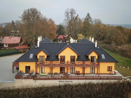 Lipanek in Kovarov Lipanek in Kovarov