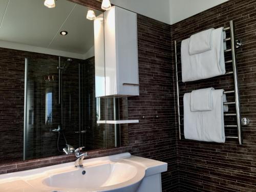 Gamla Bryggeriet Bed & Breakfast in Kopingsvik Gamla Bryggeriet Bed & Breakfast in Kopingsvik