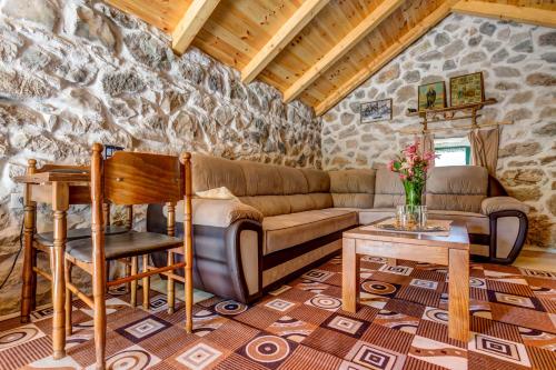 Szolgáltatások, Ethno House Kosic in Herceg Novi Szolgáltatások, Ethno House Kosic in Herceg Novi