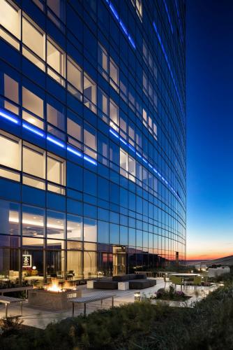 AKA University City near Régészeti és Antropológiai Egyetemi Múzeum AKA University City near Régészeti és Antropológiai Egyetemi Múzeum