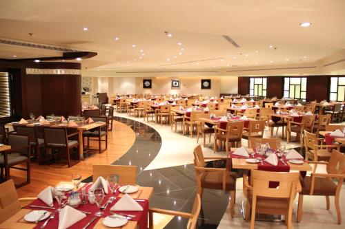 레스토랑, 메카 호텔 (Makkah Hotel) in 메카 레스토랑, 메카 호텔 (Makkah Hotel) in 메카