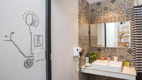 This photo about Cocoon Inn II shared on HyHotel.com