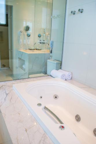 Badkamer, Meridiano Hotel in Maceio Badkamer, Meridiano Hotel in Maceio