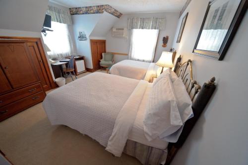 This photo about The Harbour House shared on HyHotel.com