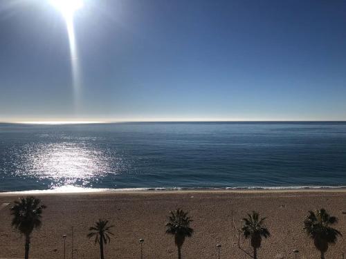 Espectacular apartamento cerca de Barcelona con free wifi in Canet De Mar Espectacular apartamento cerca de Barcelona con free wifi in Canet De Mar