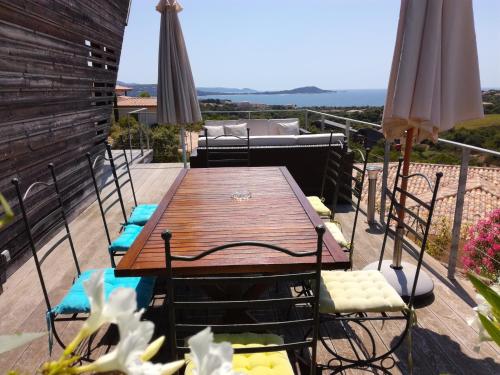 مرافق, Villa avec piscine et belle vue mer proche des plages et commerces in بورتيشيو مرافق, Villa avec piscine et belle vue mer proche des plages et commerces in بورتيشيو