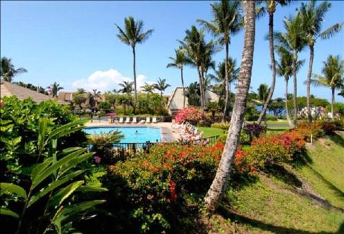Hotel Maui Kamaole by Condominium Rentals Hawaii