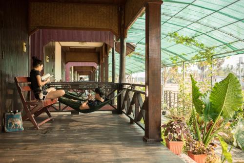 balcon/terrasse, Chanhthida Guesthouse and The River Front Restaurant in Don Khone balcon/terrasse, Chanhthida Guesthouse and The River Front Restaurant in Don Khone