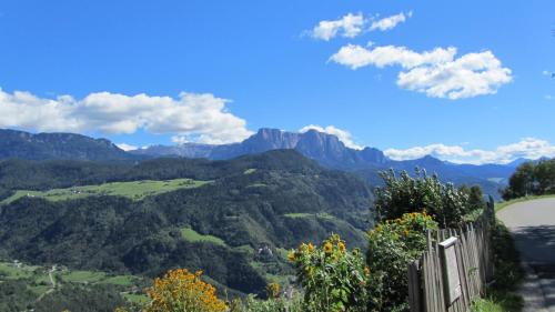 Bio Krauterhof Oberpalwitter in Barbiano (Bolzano) Bio Krauterhof Oberpalwitter in Barbiano (Bolzano)