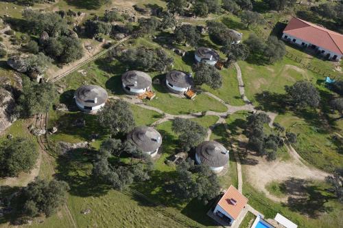 tuin, Los Chozos de la Roca in La Roca De La Sierra tuin, Los Chozos de la Roca in La Roca De La Sierra