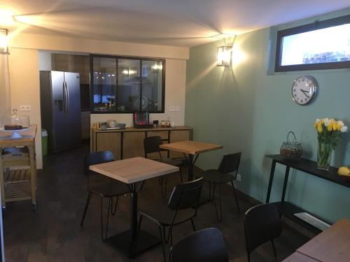 Facilities, Couette et Cafe in Alco Facilities, Couette et Cafe in Alco