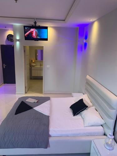 This photo about Spat Rooms shared on HyHotel.com