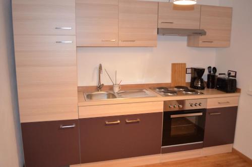 Kitchen, 34a Paulstraße in Postbauer-Heng Kitchen, 34a Paulstraße in Postbauer-Heng