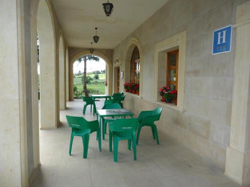 Pub/Lounge, Hotel Silos 2000 in Santo Domingo De Silos Pub/Lounge, Hotel Silos 2000 in Santo Domingo De Silos