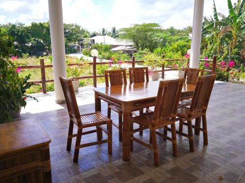 Balcony/terrace, Beyond Island in Moalboal Balcony/terrace, Beyond Island in Moalboal