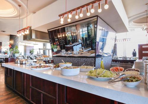Food and beverages, Blue Waters Hotel in North Beach Food and beverages, Blue Waters Hotel in North Beach