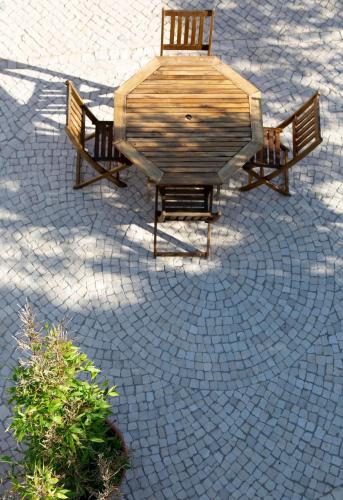 This photo about Villa Valbom shared on HyHotel.com